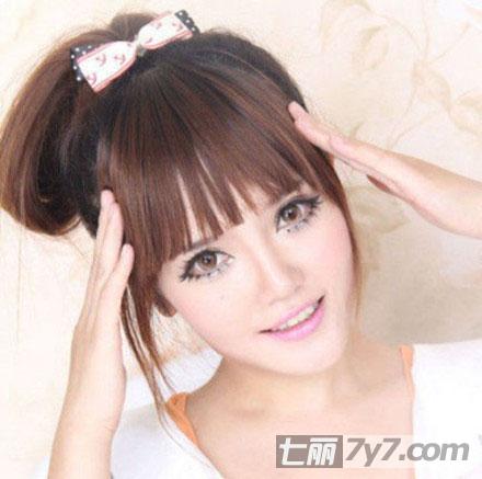 马尾辫怎么扎好看 清纯浪漫蓬松马尾扎法图解