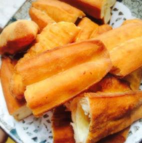 油条配什么菜有特色 ee6b4a12b0df11e49433b8ca3aeed2d7.jpg